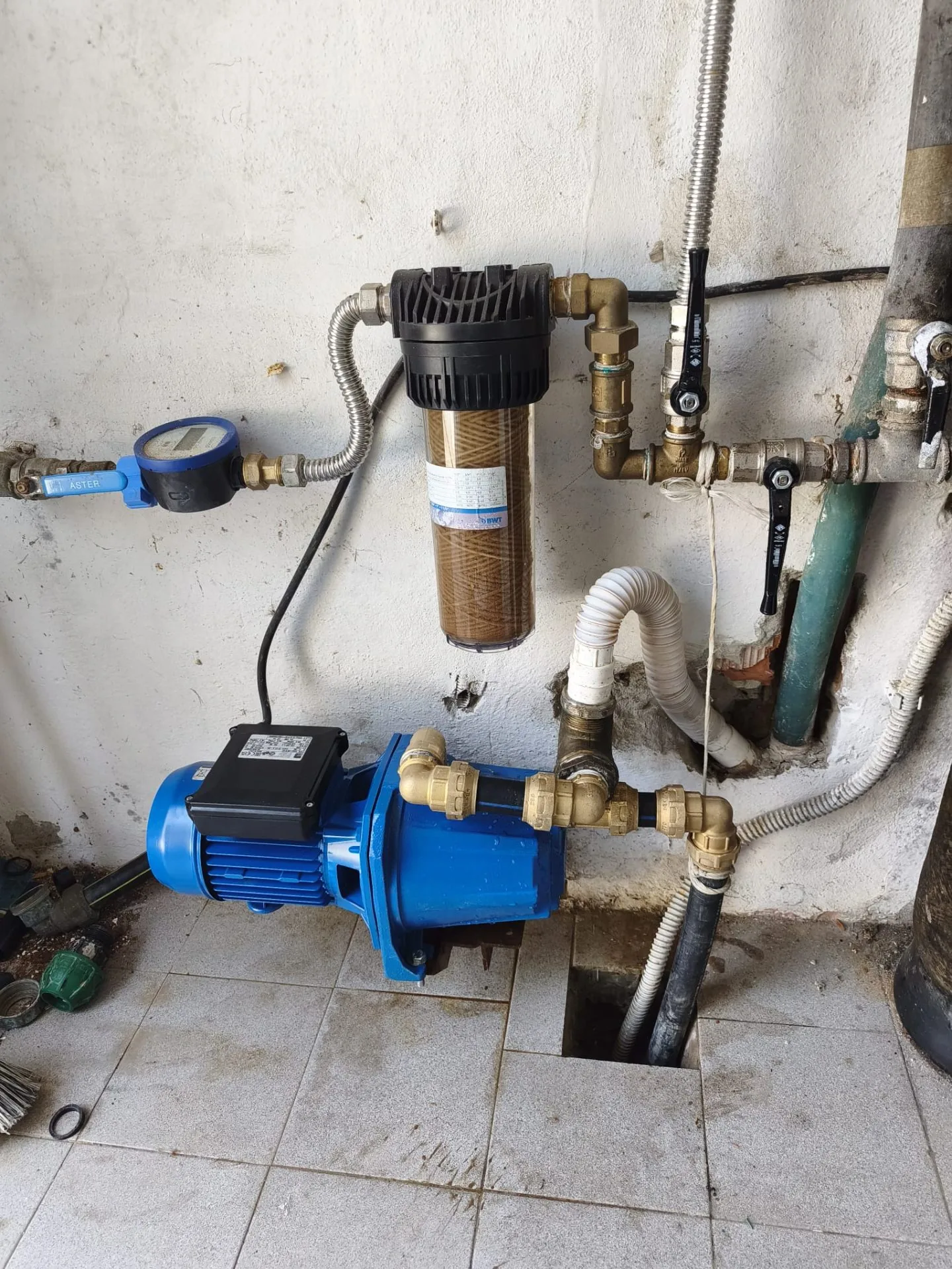 Autoclave con filtro e gruppo di pompaggio — Impianti idraulici a Provincia di Modena